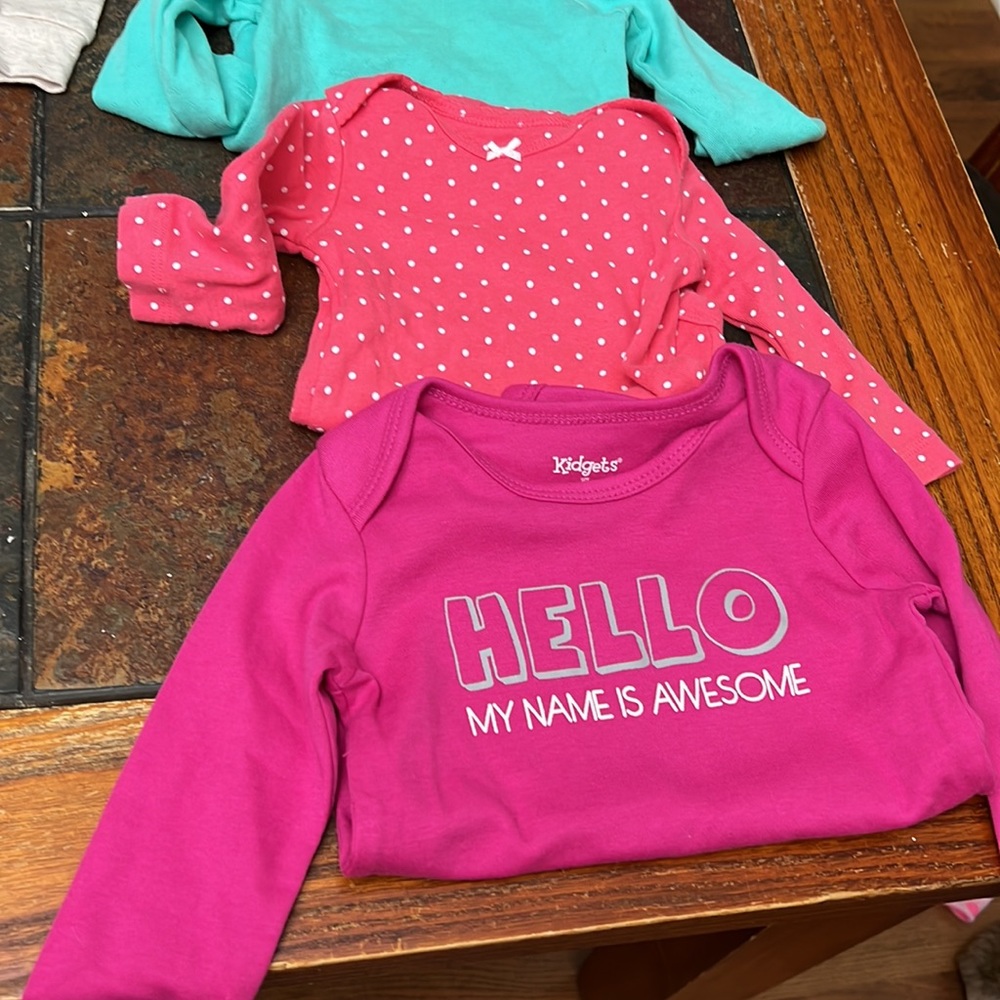 22 piece bundle baby girl 6-9mth - Picture 6 of 9